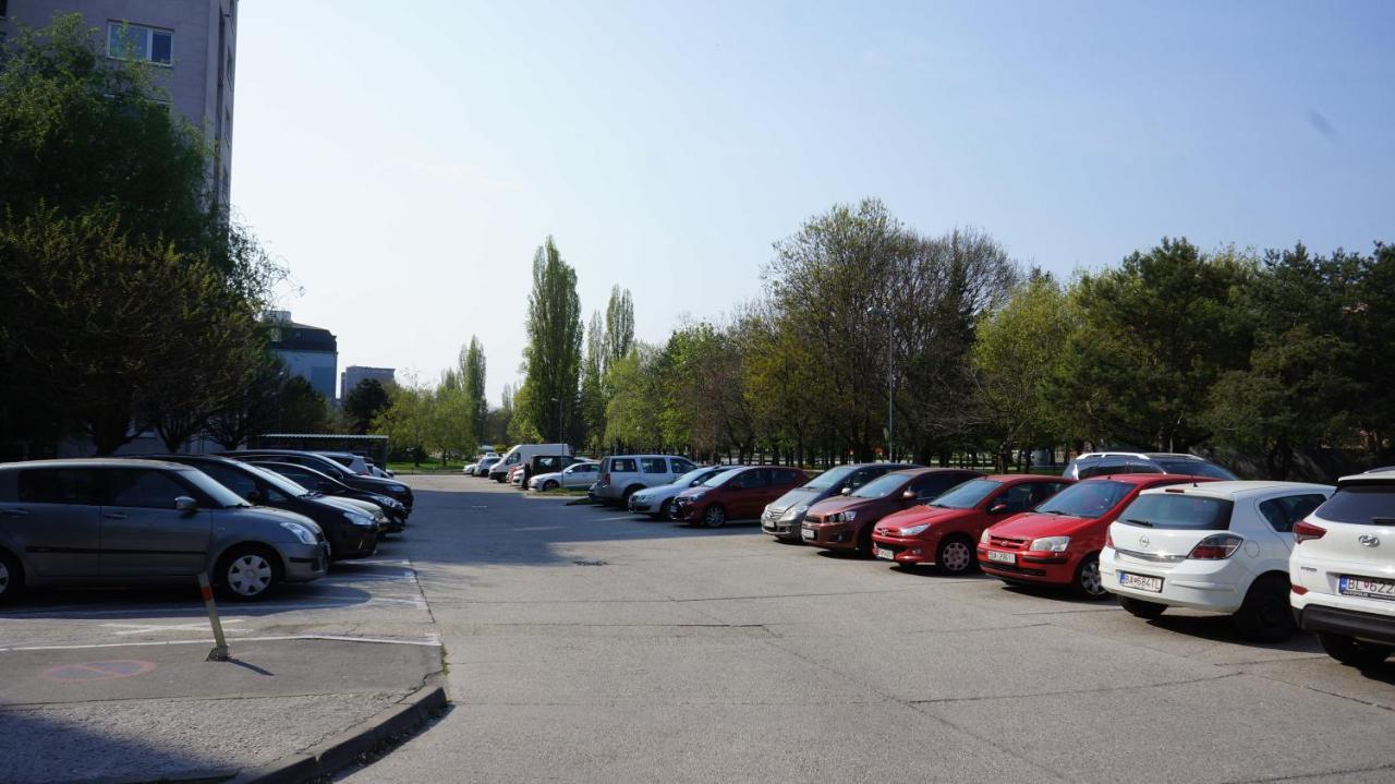 Vesna Convenient Apartment Bratysława Zewnętrze zdjęcie